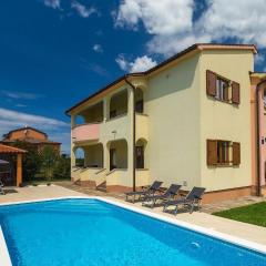 Villa Linden Tree
