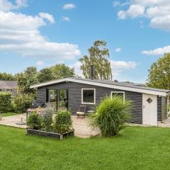Two-Bedroom Holiday Home In Borkop