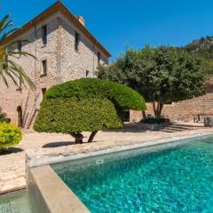 Villa in Andratx with Sea Views and Pool