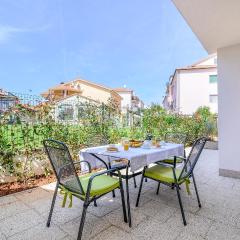 1 Bedroom Lovely Apartment In Rovinj