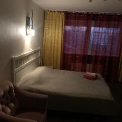 K76 - Very Nice 2-bedrooms Apartment -2 big beds-1 single bed