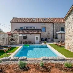3 Bedroom Gorgeous Home In Duga Uvala