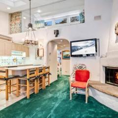 Vail Village Condo Walk to Ski Lift