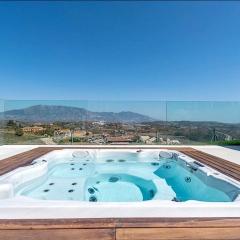 Magnificent Casa Cerro Colorado