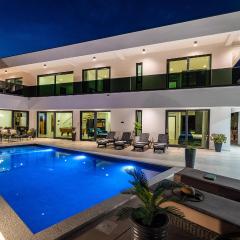 Villa Hill