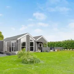 Amazing Home In Skibby With Kitchen