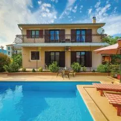 Mediterranean Stylish Villa with Pool in Kastel Stari