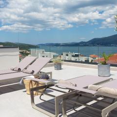 Gorgeous Apartment In Okrug Gornji
