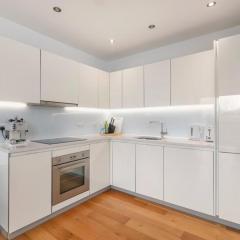Brilliantly Connected 1BD Flat by Clissold Park