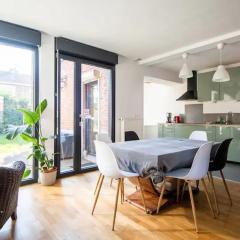 Maison à l'orée du BOIS CITADELLE de LILLE avec TERRASSE en plein sud PROCHE DE TOUTES COMMODITES à la porte de LILLE