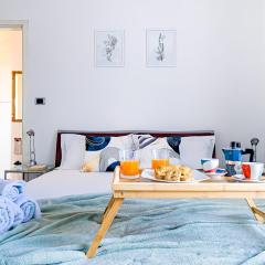 The Pyramids of Motor Valley - Ra's Suite