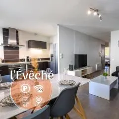 L'Évêché - T3 Spacieux & Traversant en Hypercentre