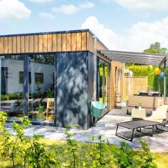 2 Bedroom Cozy Home In Heinkenszand