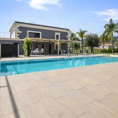 Stunning Home In Mascali