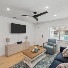 Beachfront Stay with Pool Access Bluefish 3