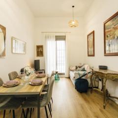 Modern with seasonal swimming pool- 1Bd 1Bth- Goyeneta