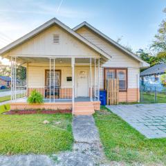 4 Mi to Dtwn Little Rock Studio with Porch