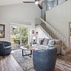 Red Pine Canyons- Short Walk to Ski Lifts With A Private balcony And Grill