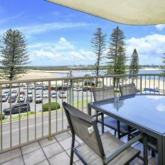 Kookaburra Court Unit 3 Bulcock Beach QLD