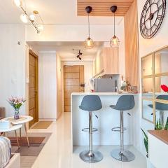 Studio Unit CaSaBlanco near Ayala Mall Cebu