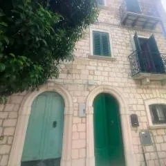 Vannelli Rooms