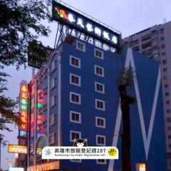 Spring Art Hotel