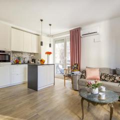 Warsaw City Center Apartment