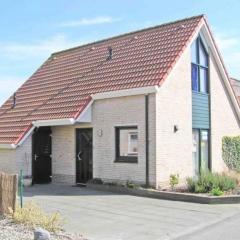 Lovely bungalow with garden