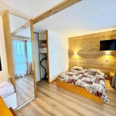 Residence - Studio 421