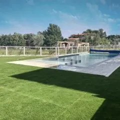 Spacious maisonette near the beach