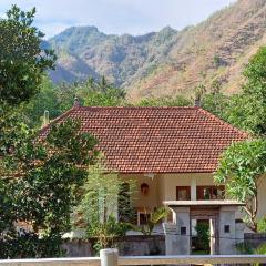 D'Amed house