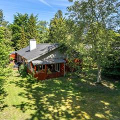 Lovely Home In Strøby With Wifi