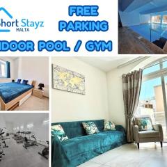 Bright & Central with Parking, Indoor Pool & Gym