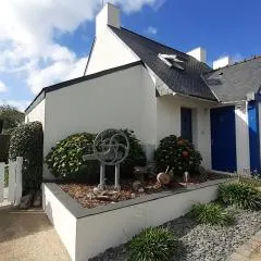 Agréable maison, jardin clos, 200m plage
