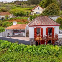 Moniz Ocean Escape BBQ Near Porto Moniz Pools