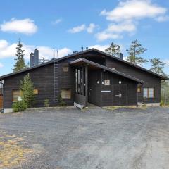 Holiday Home Karhunvartijanmaja d4 by Interhome