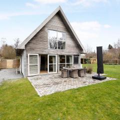 Cozy Holiday Home By Begtrup Bay