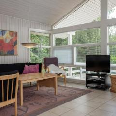 Nice Home In Ebeltoft With 3 Bedrooms, Sauna And Wifi