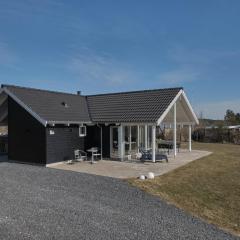 Beautiful Home In Ebeltoft With 2 Bedrooms And Wifi