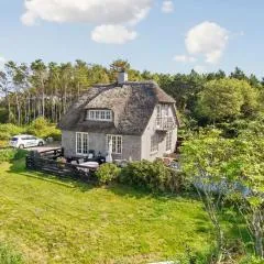 Awesome Home In Ebeltoft With 2 Bedrooms And Internet