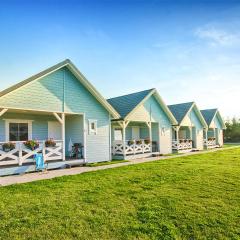 Beautiful Home In Jaroslawiec With Wifi