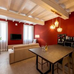 Red Suite - City center & Garage