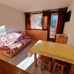 Charmant Studio 4 Pers. - Proche des Pistes et Commerces, Calme et Ensoleillé - FR-1-265-323