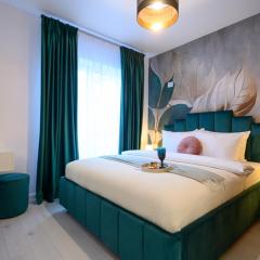 Stylish 1BR & Balcony in North Business District