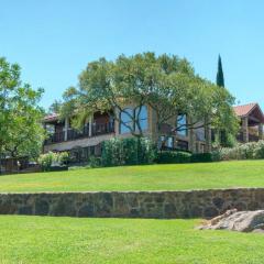 Upstay - 10-Acre Lakeview Mansion with Pvt Boat Ramp