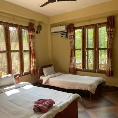 Tara guesthouse - Sauraha,Chitwan