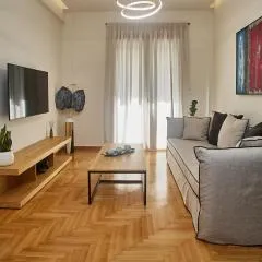 Local Acropolis Apartment