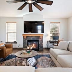 Iconic Location, Sleeps 8, Short drive to Ski and Bike Access, Shared Hot Tub, View of Olympic Park!