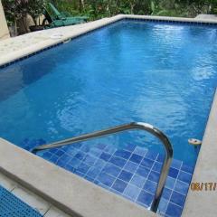 Mountain House with Pool in Altos del Maria