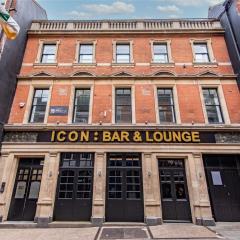 The Icon, Large Group Accommodation - 1 Min From The Square